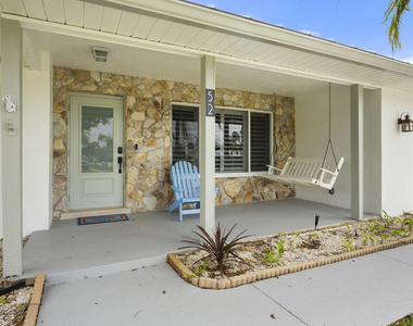 52 Pinehill Trail E - Photo Thumbnail 4