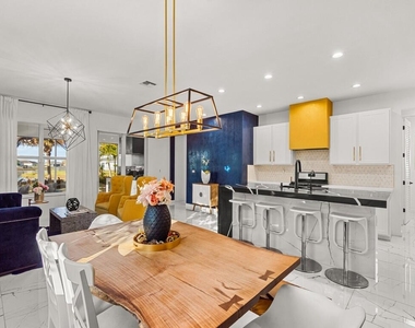 11828 Sw Lyra Drive - Photo Thumbnail 6