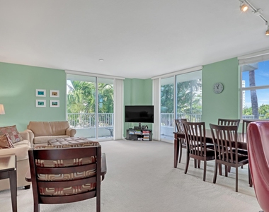 700 E Boynton Beach Boulevard - Photo Thumbnail 14