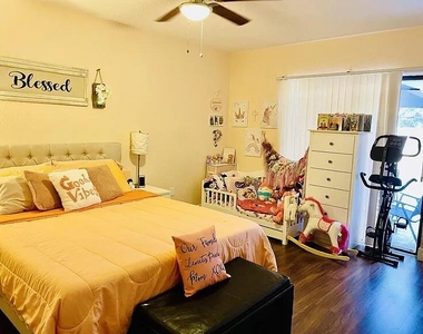 4782 Sunny Palm Circle - Photo Thumbnail 10