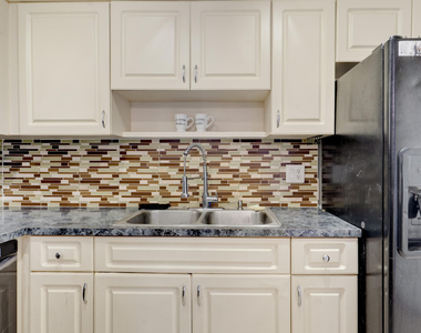 4782 Sunny Palm Circle - Photo Thumbnail 18