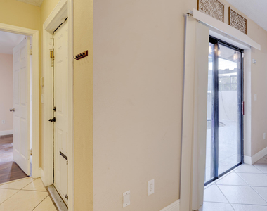 4782 Sunny Palm Circle - Photo Thumbnail 20