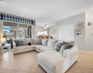 8193 Sandpiper Way - Photo Thumbnail 5