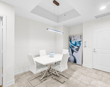 701 S Olive Avenue - Photo Thumbnail 2