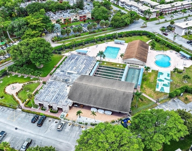 705 Lori Drive - Photo Thumbnail 14
