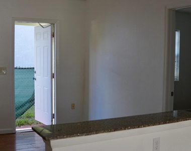 1307 Lucerne Avenue - Photo Thumbnail 7