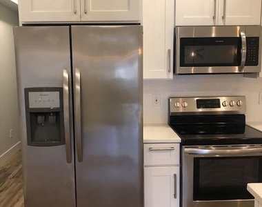 2564 Frankford Avenue - Photo Thumbnail 4