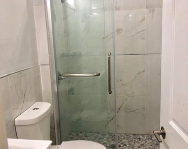 2564 Frankford Avenue - Photo Thumbnail 8