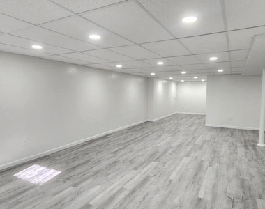 1305 Park Street - Photo Thumbnail 4