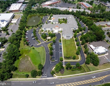170 Greentree Road - Photo Thumbnail 37