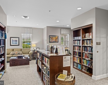 170 Greentree Road - Photo Thumbnail 32
