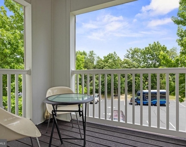 170 Greentree Road - Photo Thumbnail 25
