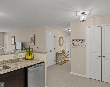 170 Greentree Road - Photo Thumbnail 17