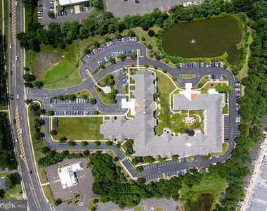 170 Greentree Road - Photo Thumbnail 38