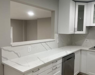 3 Lakecrest Circle - Photo Thumbnail 5