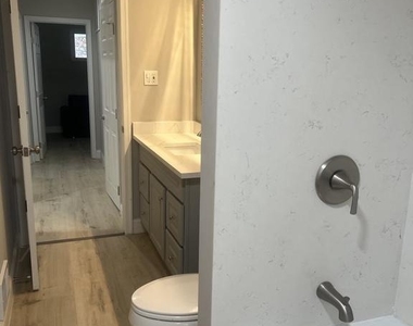 3 Lakecrest Circle - Photo Thumbnail 23