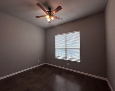 200 Mauna Kea Ln - Photo Thumbnail 15