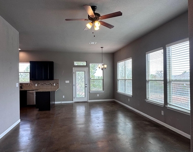 200 Mauna Kea Ln - Photo Thumbnail 2