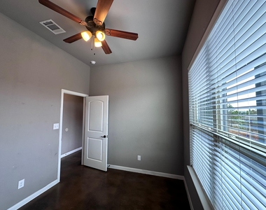 200 Mauna Kea Ln - Photo Thumbnail 13