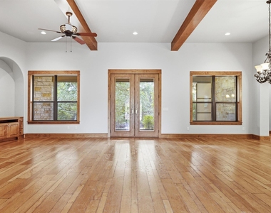 203 Pristine Ln - Photo Thumbnail 29