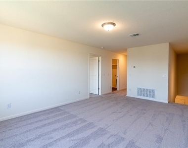 19507 Cloudy Bay Dr - Photo Thumbnail 5
