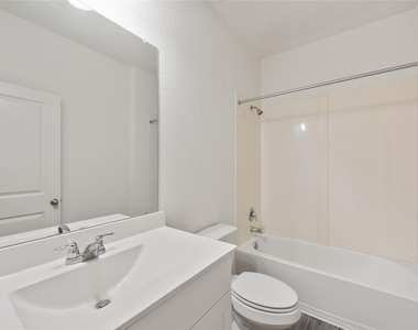 19507 Cloudy Bay Dr - Photo Thumbnail 8