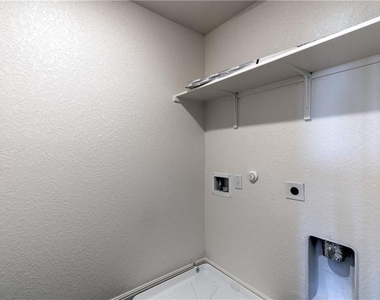 19507 Cloudy Bay Dr - Photo Thumbnail 14