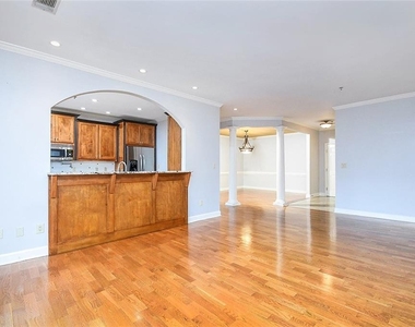 2865 Lenox Road Ne - Photo Thumbnail 7