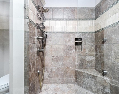 2865 Lenox Road Ne - Photo Thumbnail 18