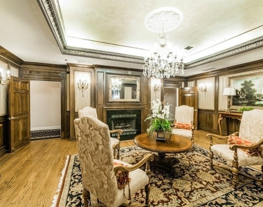 2865 Lenox Road Ne - Photo Thumbnail 2