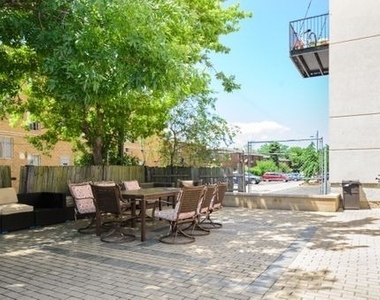 2451 W Howard Street - Photo Thumbnail 10