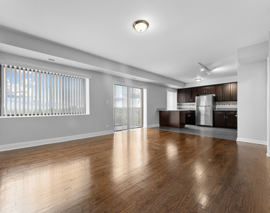 2451 W Howard Street - Photo Thumbnail 1
