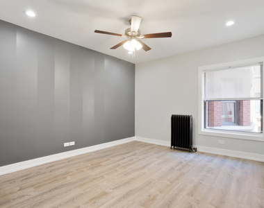 1704.5 W Juneway Terrace - Photo Thumbnail 3