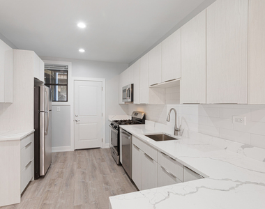 1704.5 W Juneway Terrace - Photo Thumbnail 5