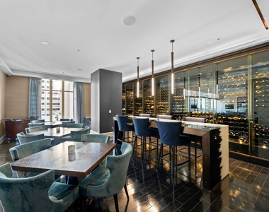 118 E Erie Street - Photo Thumbnail 26