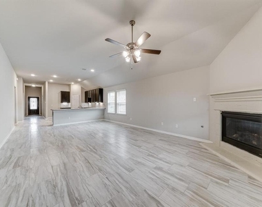 2702 Golden Hills Court - Photo Thumbnail 20