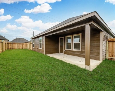 2702 Golden Hills Court - Photo Thumbnail 24