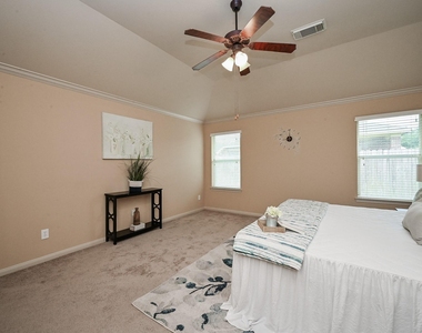 8010 Durham Run Lane - Photo Thumbnail 17