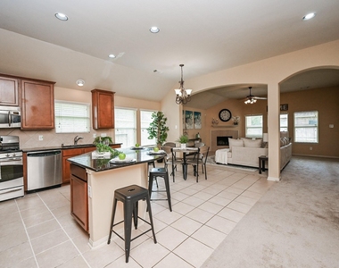 8010 Durham Run Lane - Photo Thumbnail 16