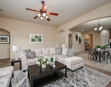 8010 Durham Run Lane - Photo Thumbnail 13
