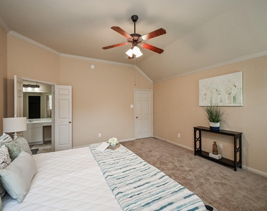 8010 Durham Run Lane - Photo Thumbnail 19