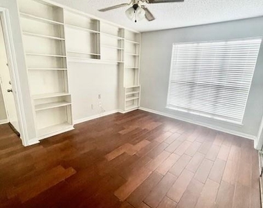 12200 Overbrook Lane - Photo Thumbnail 17