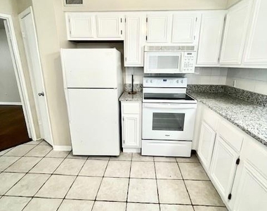 12200 Overbrook Lane - Photo Thumbnail 14