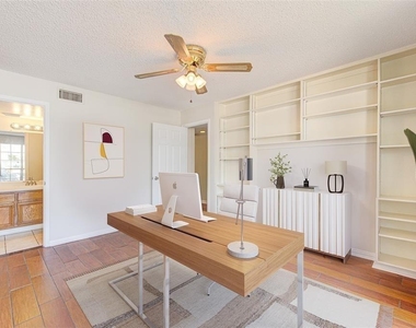 12200 Overbrook Lane - Photo Thumbnail 2