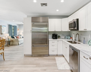 1014 Broad Avenue N - Photo Thumbnail 9