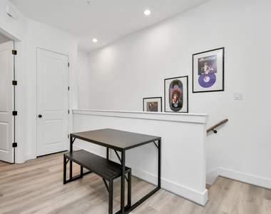 4610 Indie Heights Lane - Photo Thumbnail 12