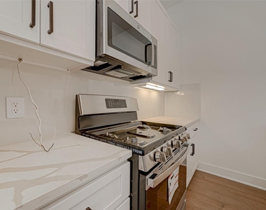 6022 Beall Street - Photo Thumbnail 14