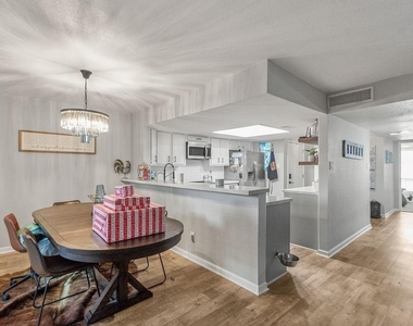5005 Georgi Lane - Photo Thumbnail 7