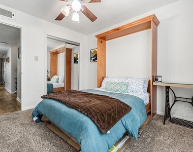 5005 Georgi Lane - Photo Thumbnail 16