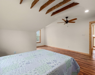 9009 Lazy Lane - Photo Thumbnail 24